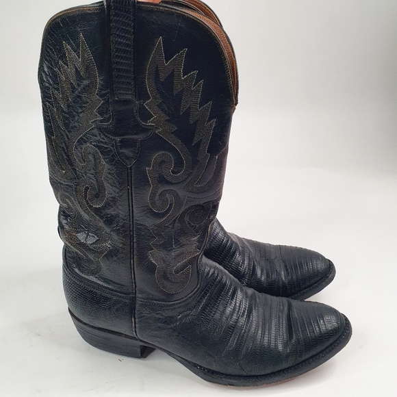 lucchese lizard boots